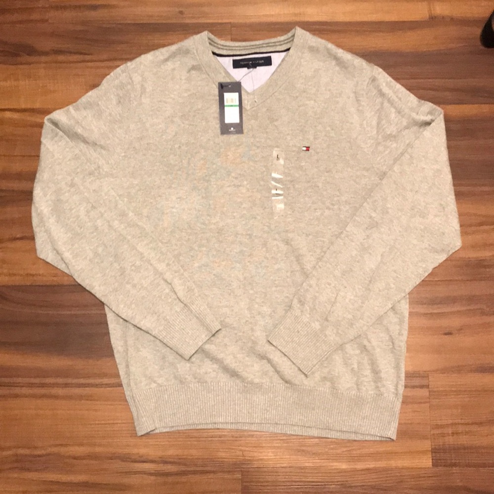 Tommy Hilfiger sweater